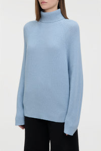 Wigman Knit Turtleneck Sweater in Light Blue Cashmere