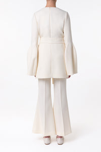 マーシュ フレアクロップドパンツ(アイボリーウールクレープ)