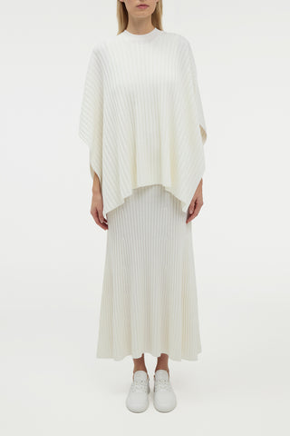 アイボリーメリノウールカシミアのバロンニットクロップドポンチョ