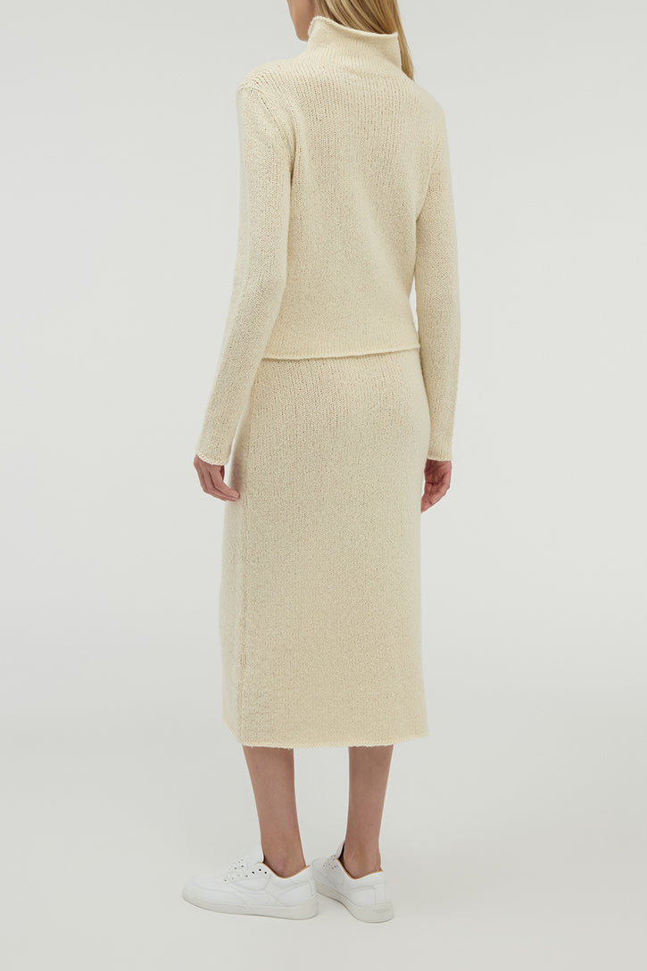 Daina Cropped Knit Turtleneck in Ivory Cashmere