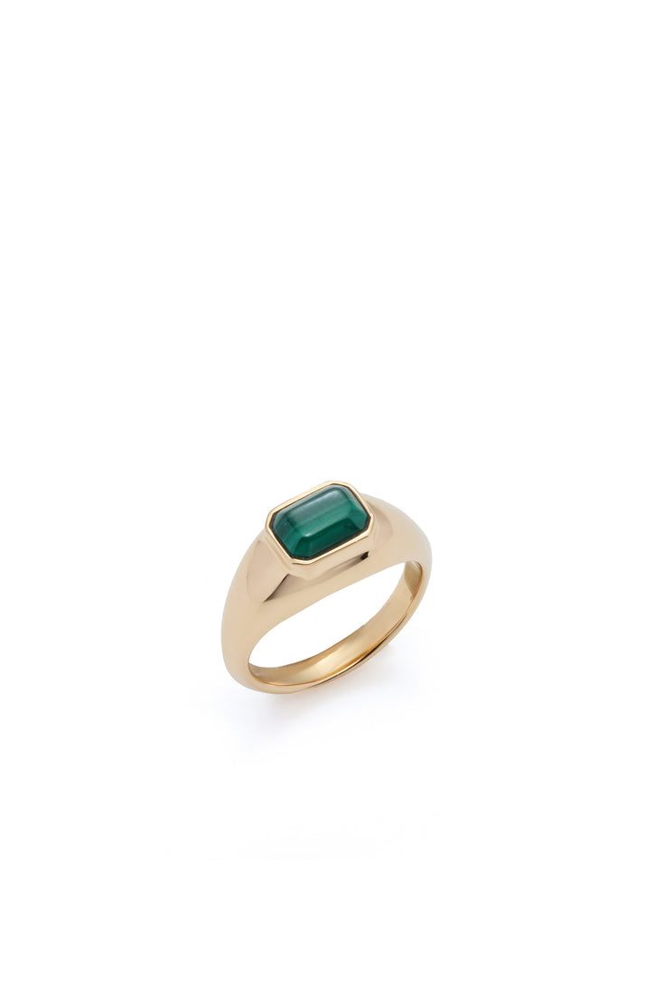 Small Ring in 18K Yellow Gold & Malachite Stone