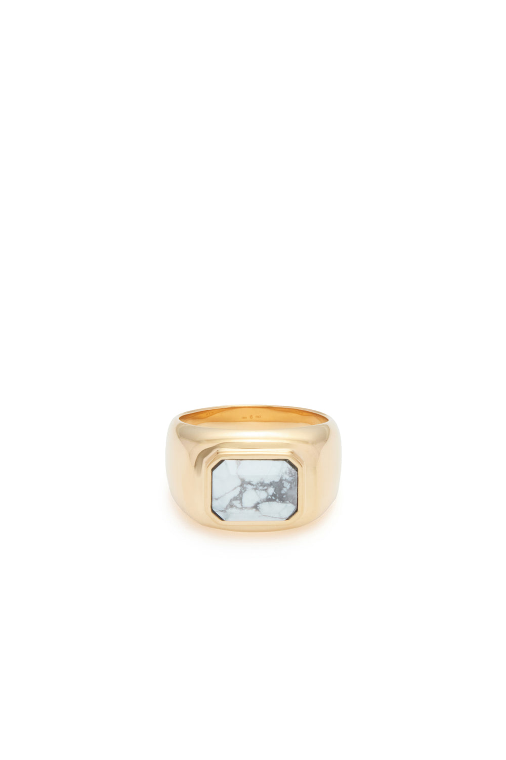 Large Ring in 18K Yellow Gold & Howlite Stone