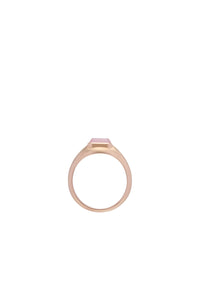 Small Ring in 18K Rose Gold & Rose Quartz Stone