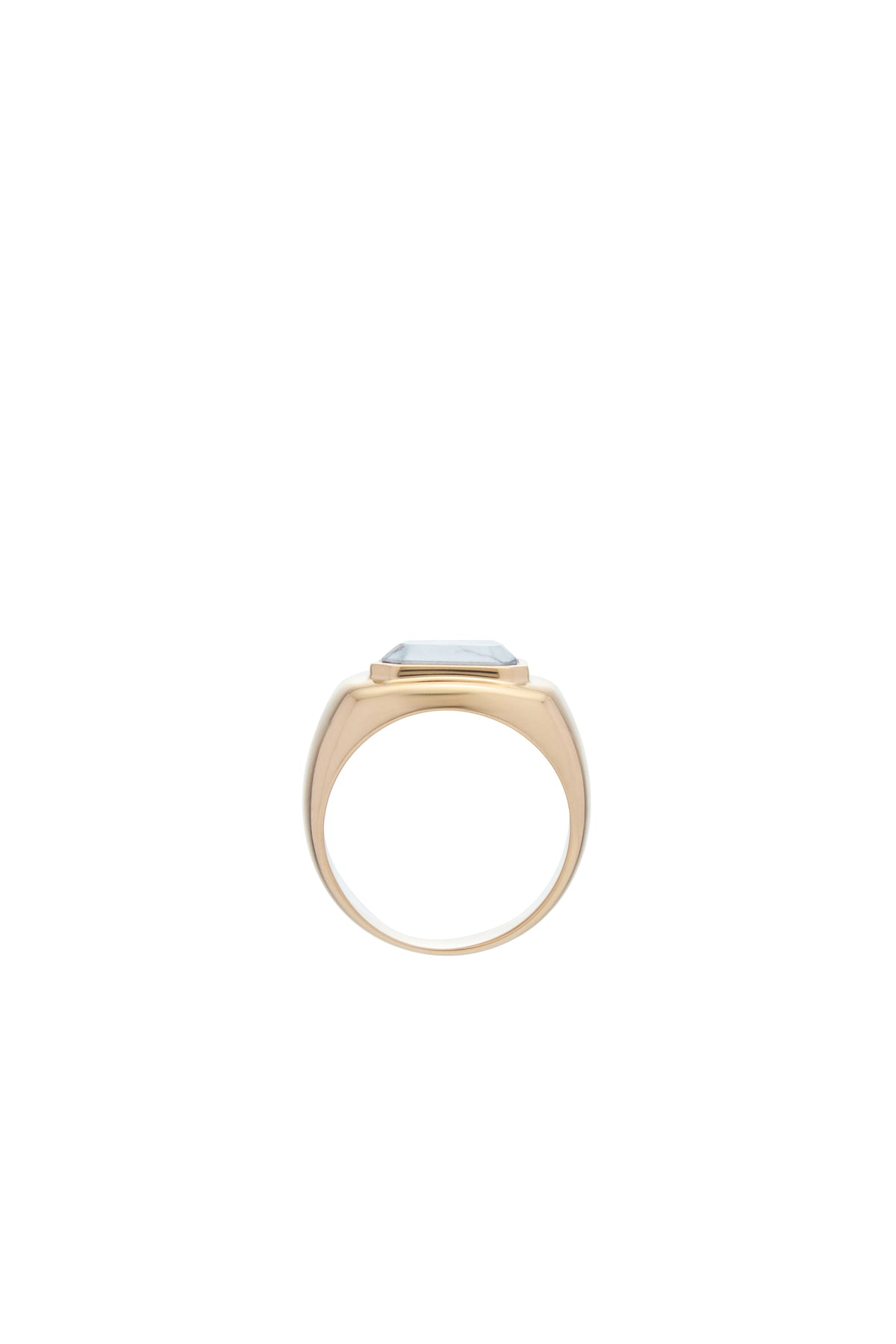 Large Ring in 18K Yellow Gold & Howlite Stone