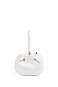 アイボリーサテンのデミバッグ