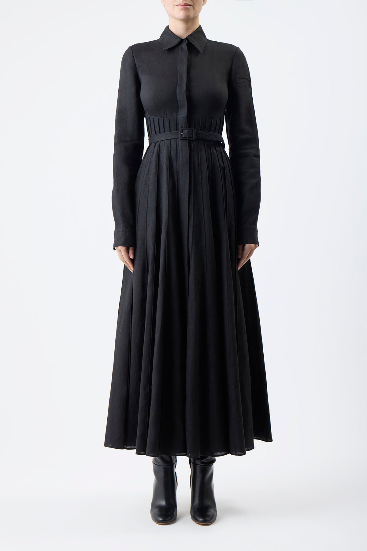 Dewi Pleated Dress in Black Aloe Linen