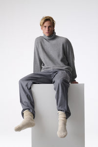 Nikola Knit Socks in Ivory Cashmere