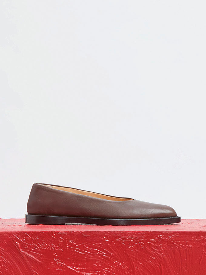 Kati Ballerina Flat Shoe in Chocolate Leather