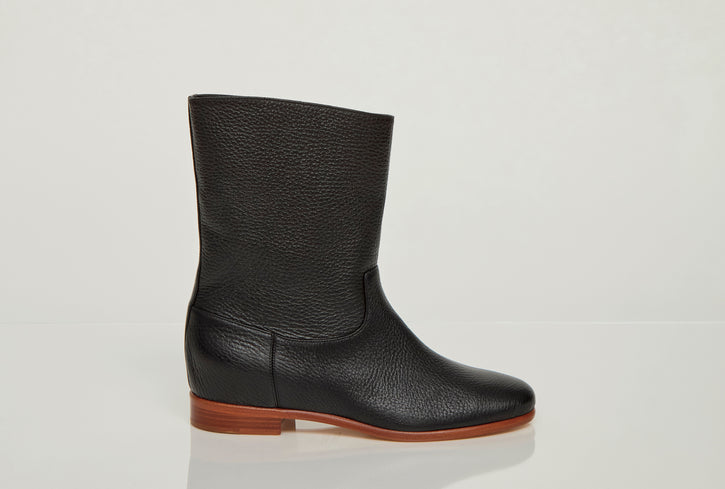 ティナブーツ（ブラックテクスチャードレザー）