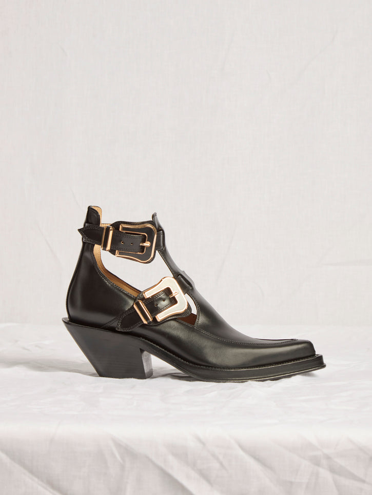 Castro Ankle Boot in Black Leather