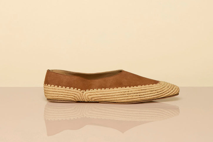 Strength Flat Shoe in Camel Suede & Natural Raffia
