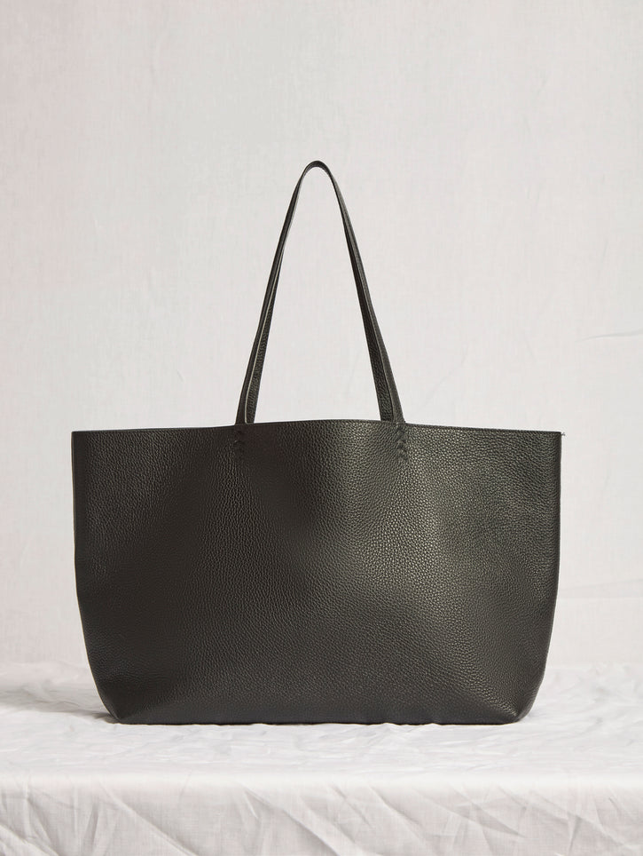 Avebury Tote Bag in Black Textured Leather