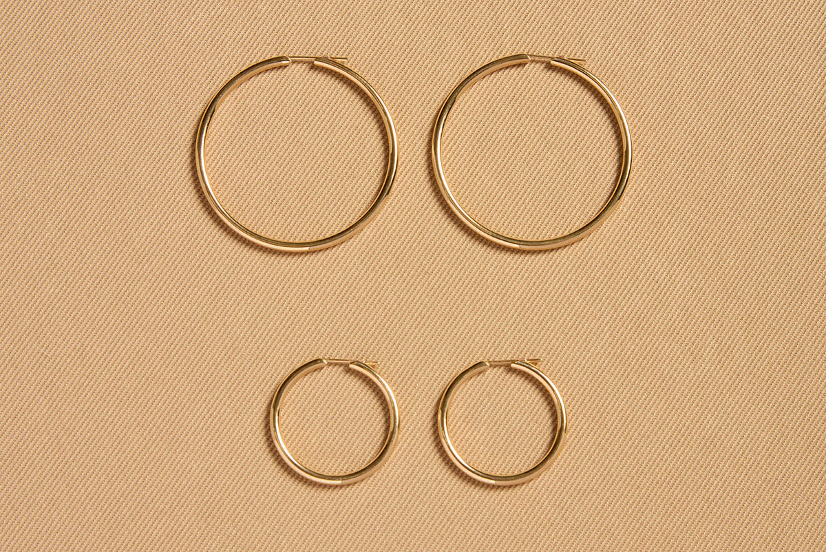 Small Loop Earrings in 18K Yellow Gold