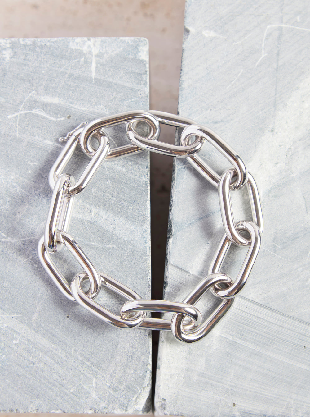 18Kホワイトゴールドのリンクブレスレット（クラシックリンク）