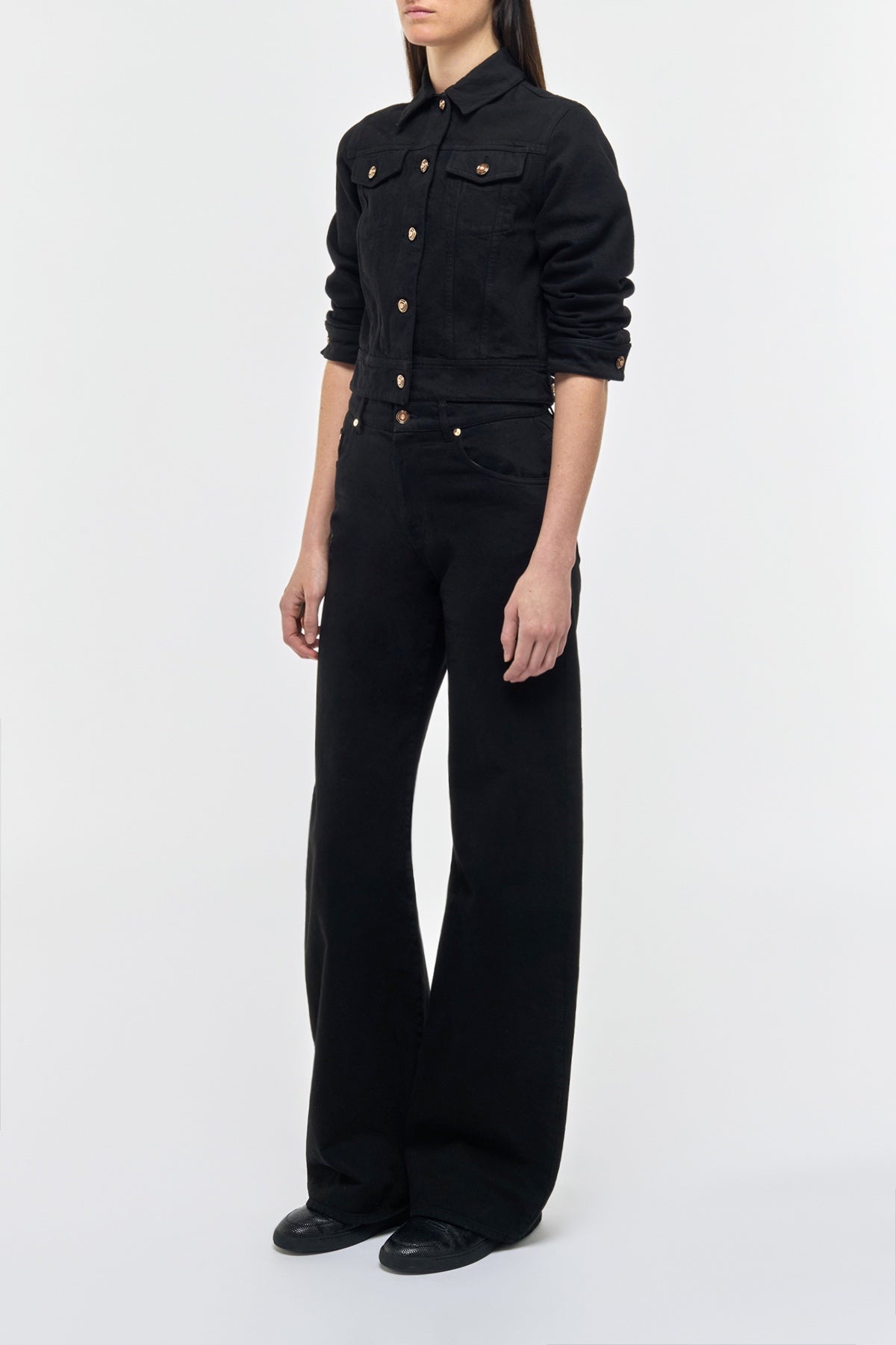 ブラックリサイクルコットンデニムのアディラジャケット