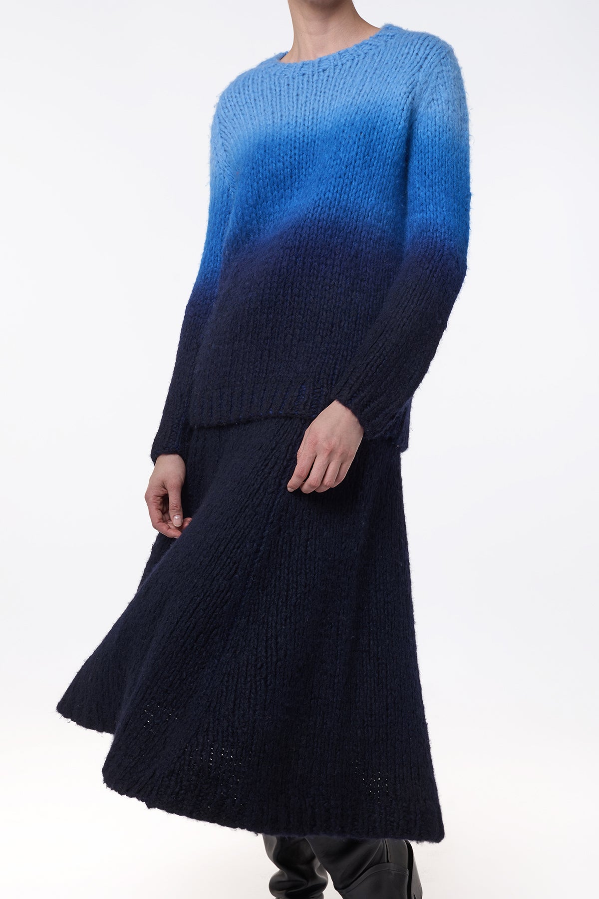 Peres Knit Midi Skirt in Dip Dye Sky Blue Welfat Cashmere