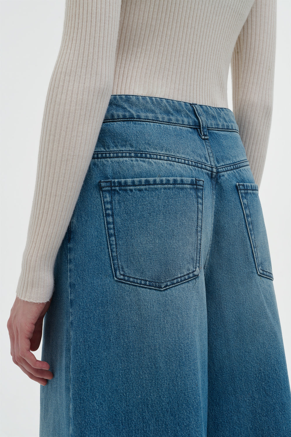 Brenn Wide-leg Jean in Uruguayan Blue Recycled Cotton Denim