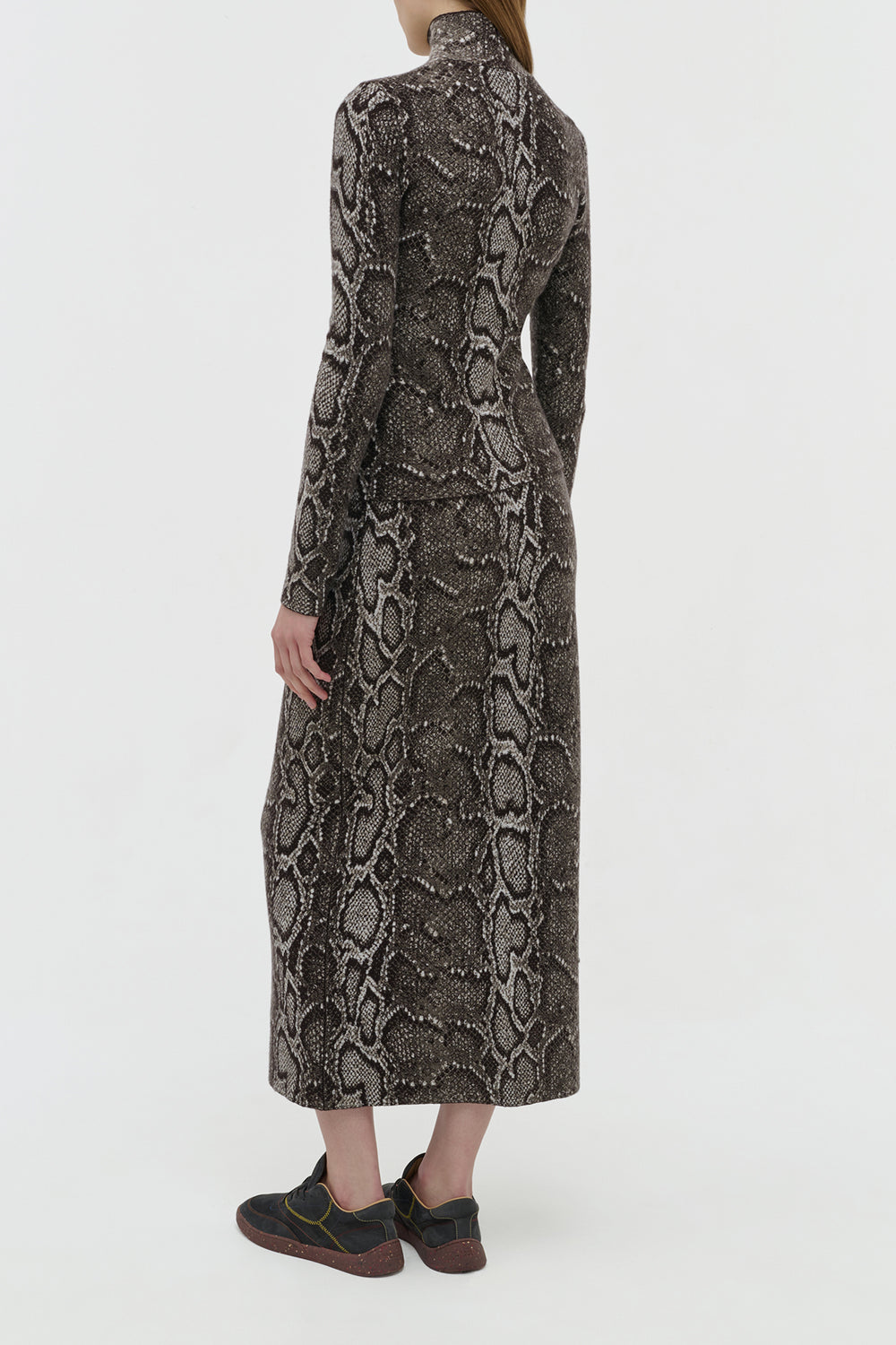 Beda Knit Turtleneck in Greyscale Cashmere Silk