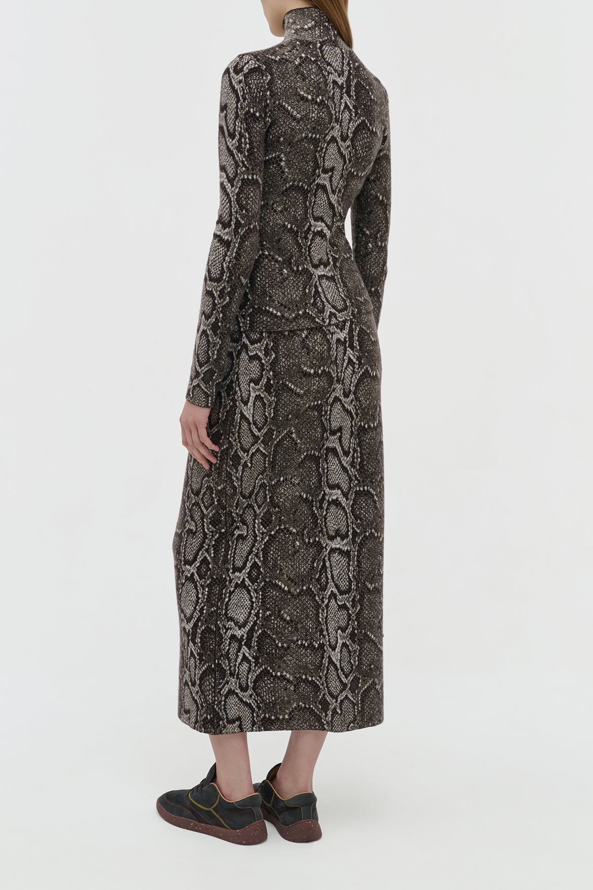 Beda Knit Turtleneck in Greyscale Cashmere Silk