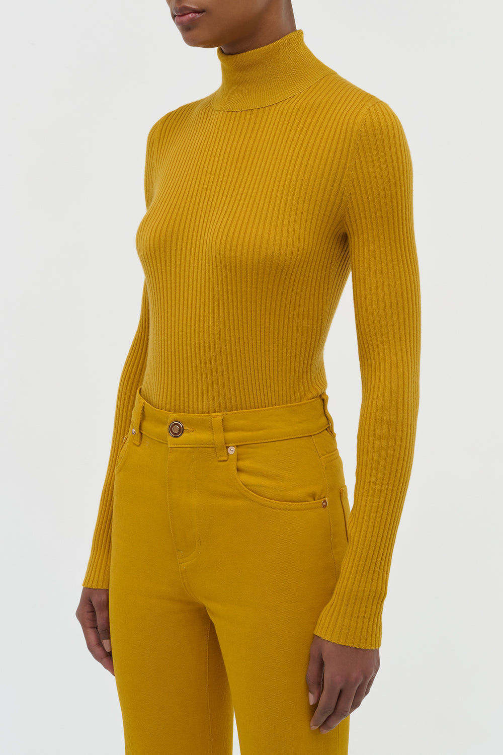 Peppe Knit Turtleneck in Golden Birch Cashmere Silk
