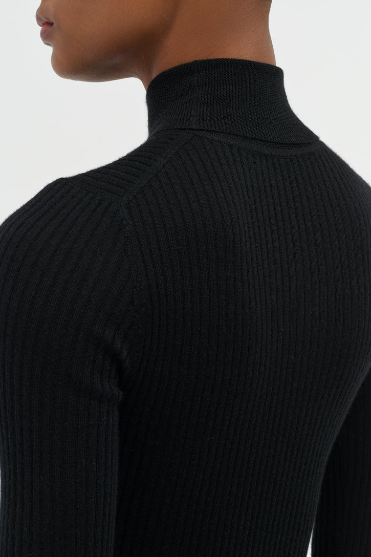 Peppe Knit Turtleneck Sweater in Black Cashmere