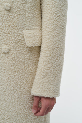 Ivory Cashmere Sherpa Mcaffrey Coat - Pocket Flap and Sleeve Detail Close-Up | Gabriela Hearst