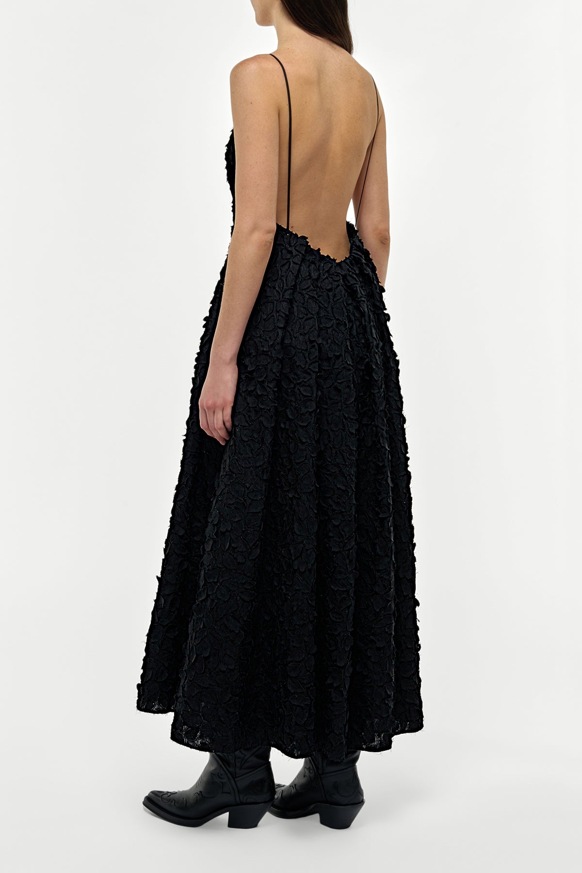 Gabriela Hearst - Nexus Embroidered Leaves Maxi Dress in Black Linen - Black - 38 - Dresses Gabriela Hearst - Nexus Embroidered Leaves Maxi Dress in Black Linen - Black - 38 - Dresses