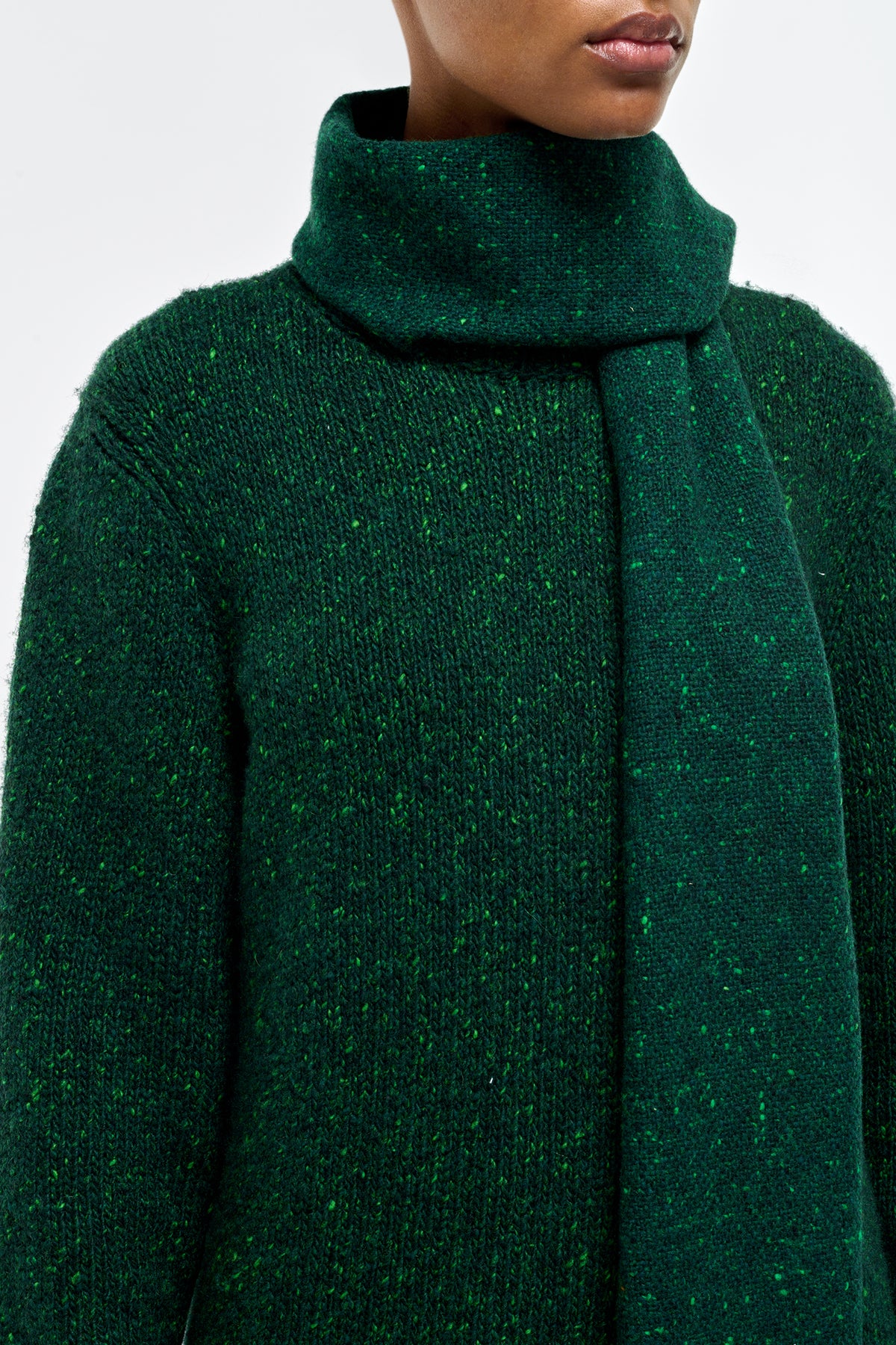 Illumina Fringe Scarf in English Green Speckled Cashmere