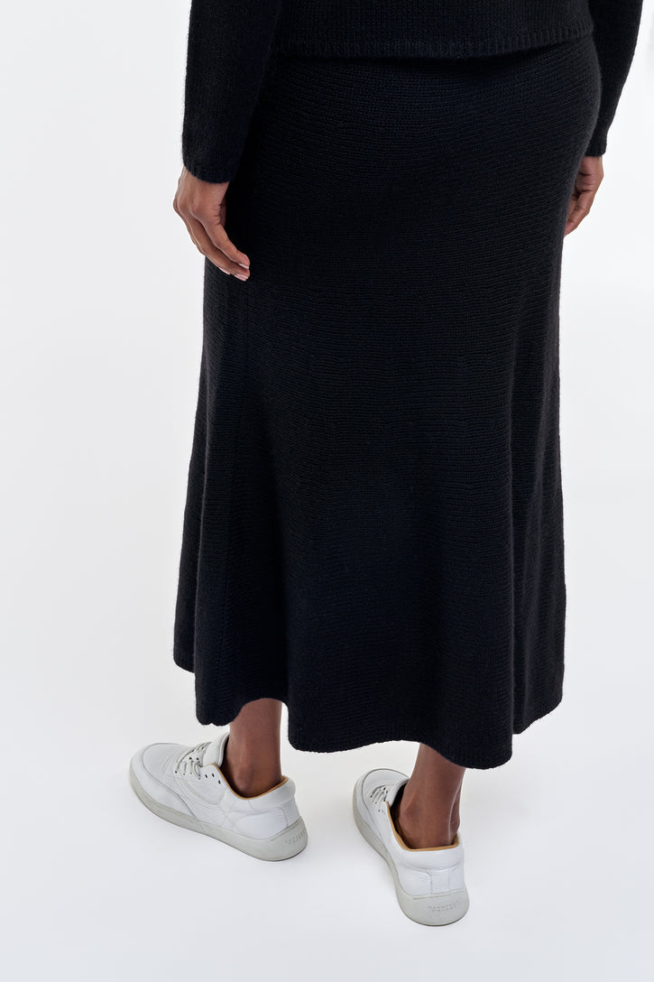Manni Knit Maxi Skirt in Black Cashmere