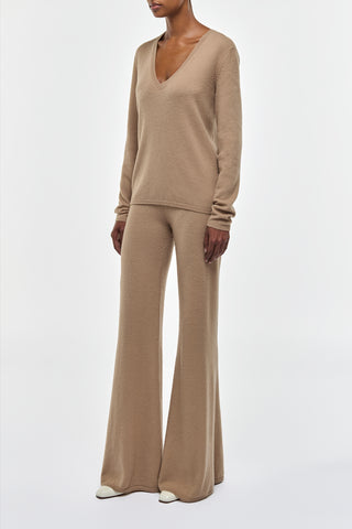 Camel Cashmere Kaulike Knit Pants - On Model Side Profile | Gabriela Hearst