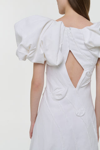 White Aloe Linen Navi Dress - Back Opening Detail | Gabriela Hearst