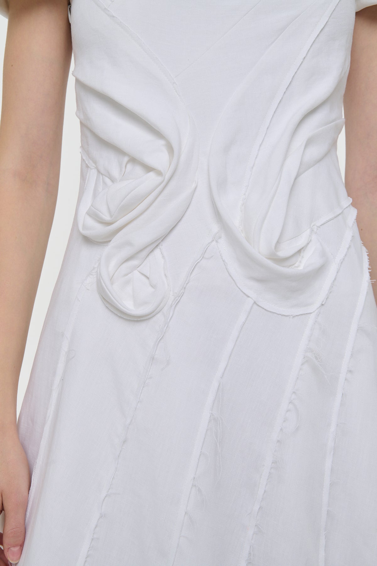 Navi Puff Sleeve Maxi Dress in Ivory Aloe Linen