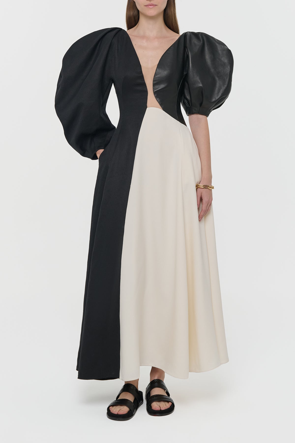 Sephir Maxi Dress In Ivory Silk Wool Cady & Black Linen Slub & Leather