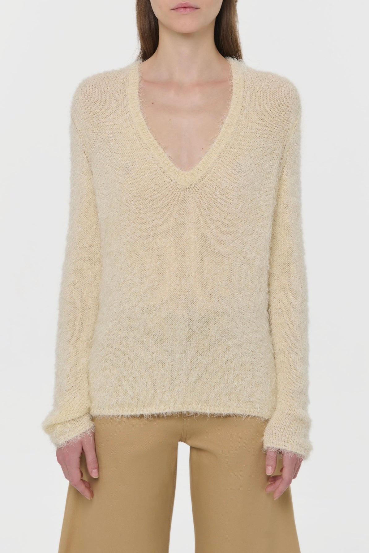 Neoma Knit V-Neck Sweater in Off White Silk Cashmere