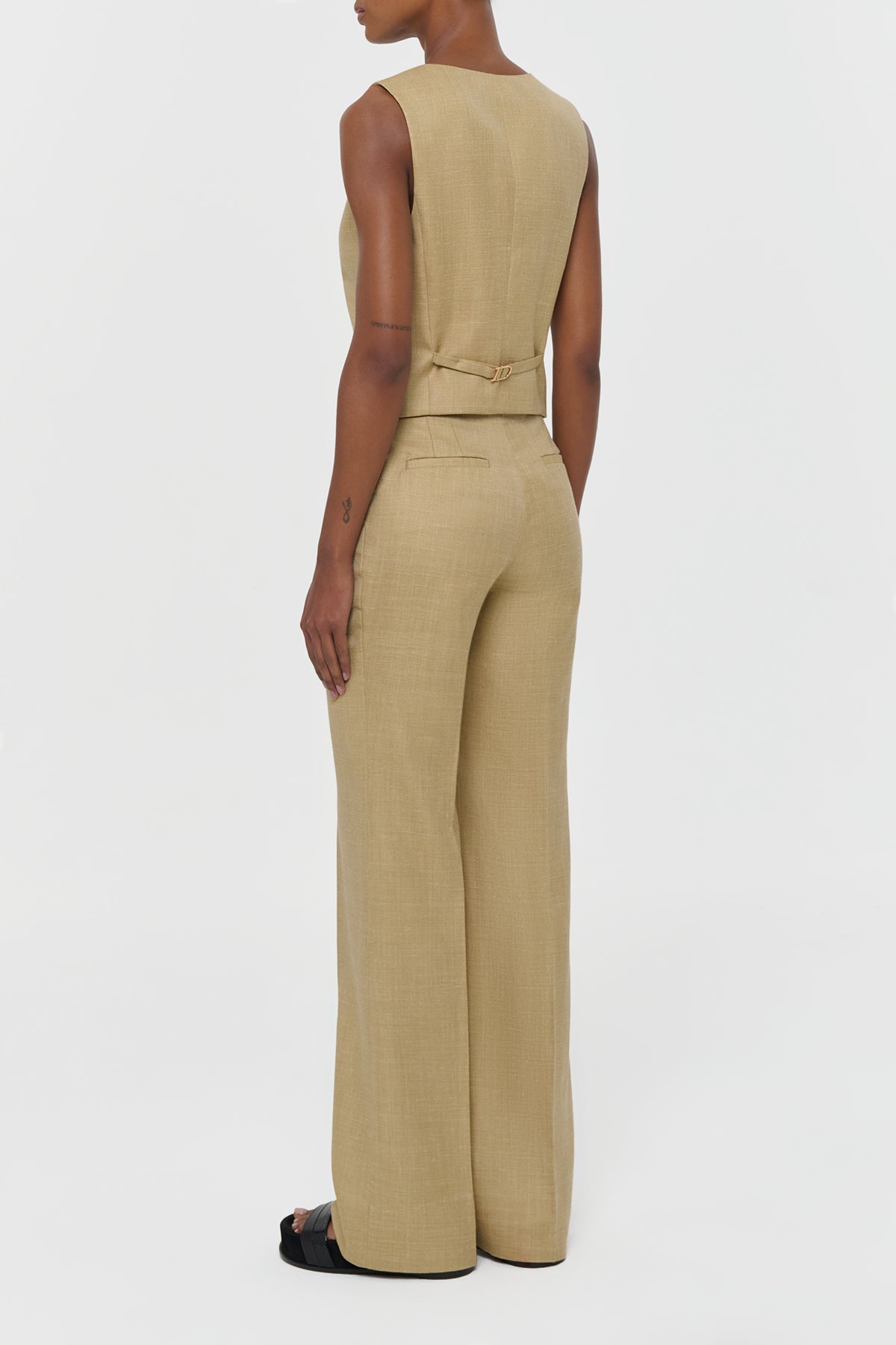 Coleridge Vest in Hay Virgin Wool Silk with Linen