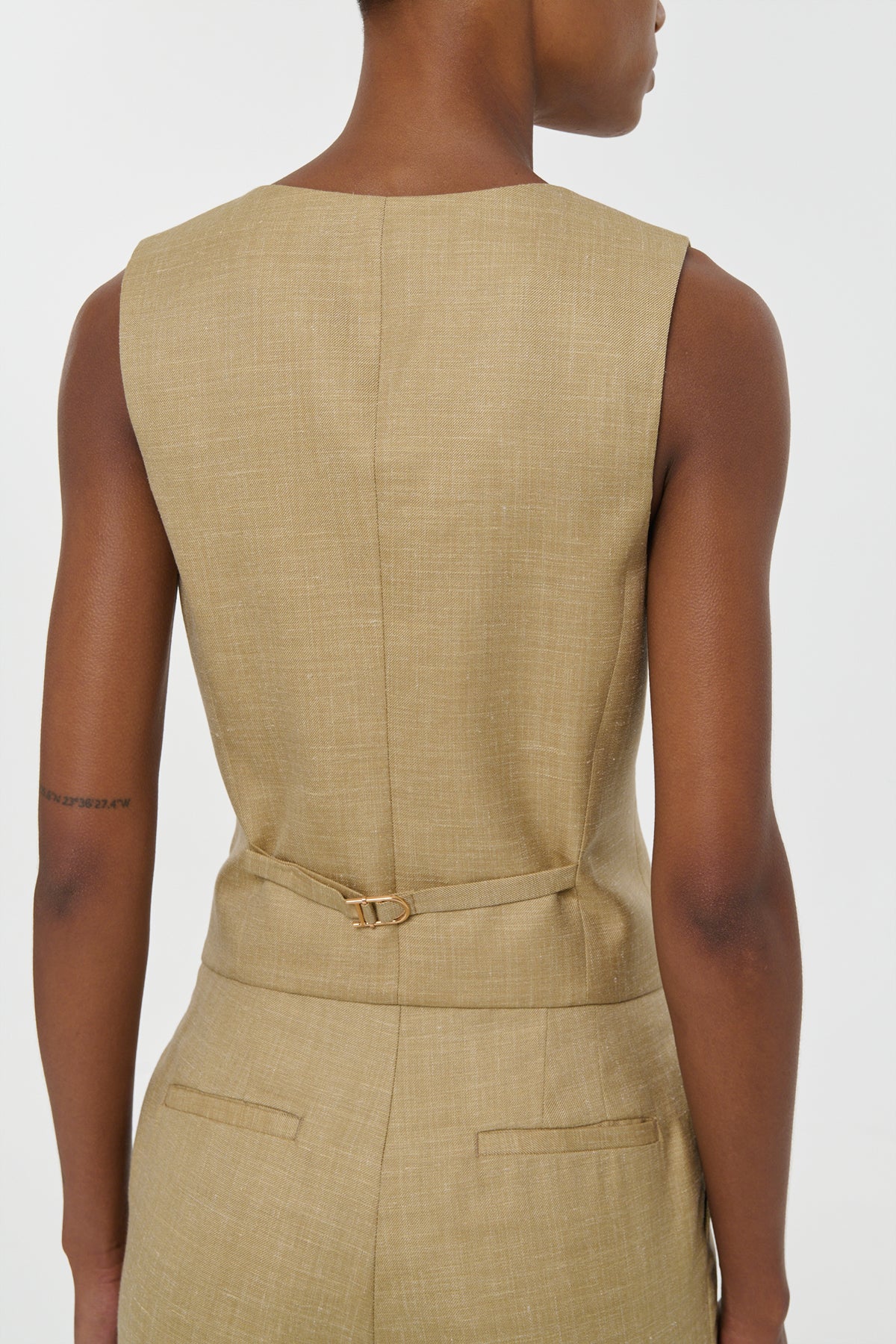 Coleridge Vest in Hay Virgin Wool Silk with Linen
