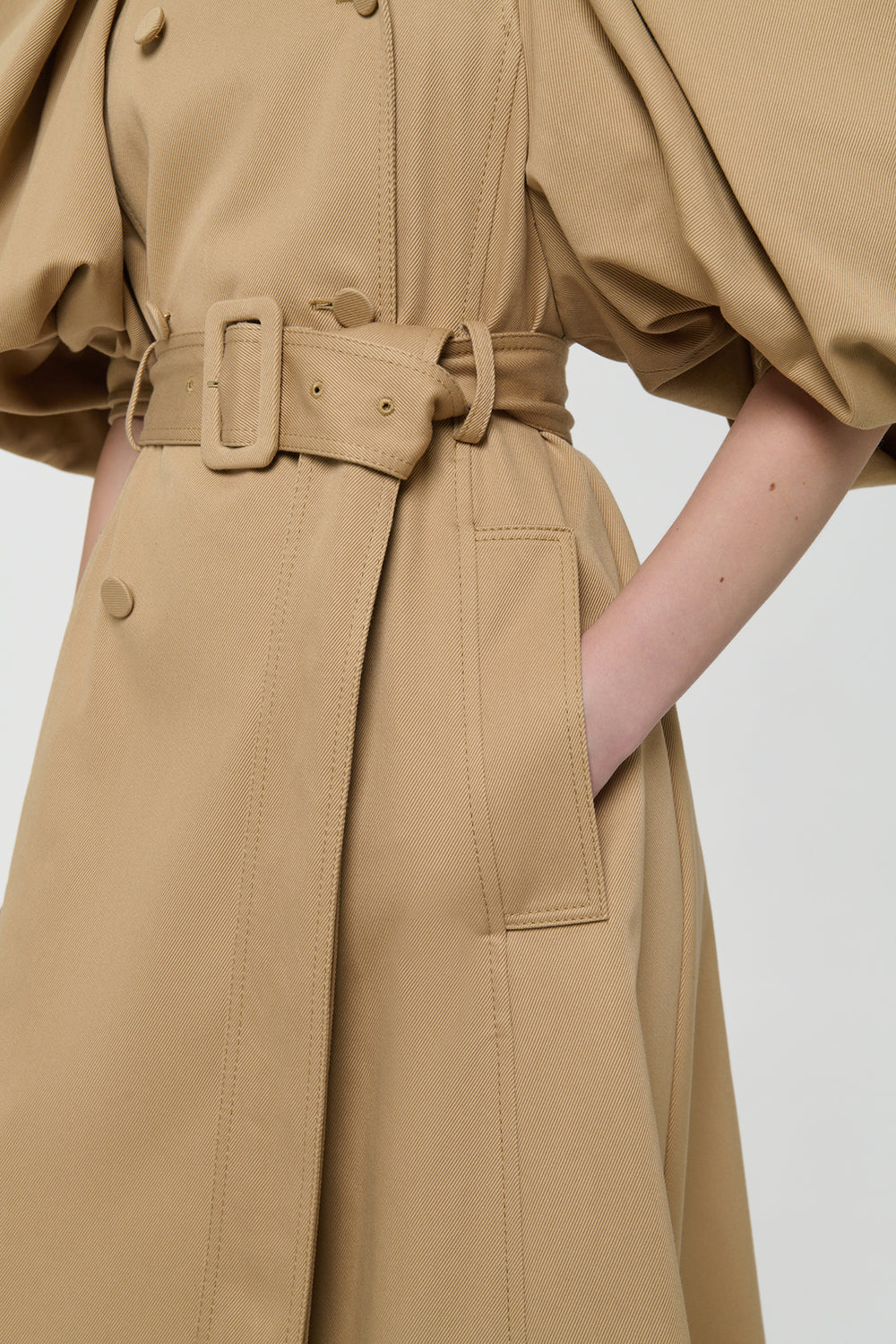 Aeon Puff Sleeve Trench Coat in Camel Sea Island Cotton Twill
