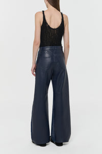 Lucian Barrel-leg Jean in Indigo Blue Recycled Cotton Linen Denim & Textured Leather