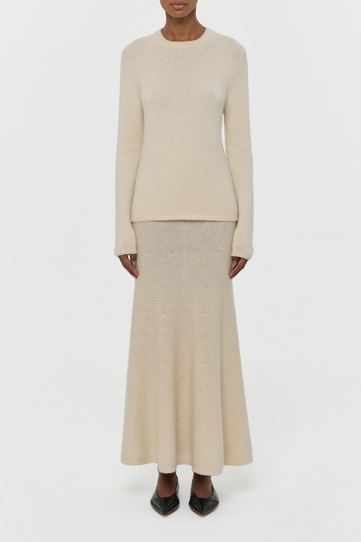 Titus Knit Sweater in Off White Cashmere