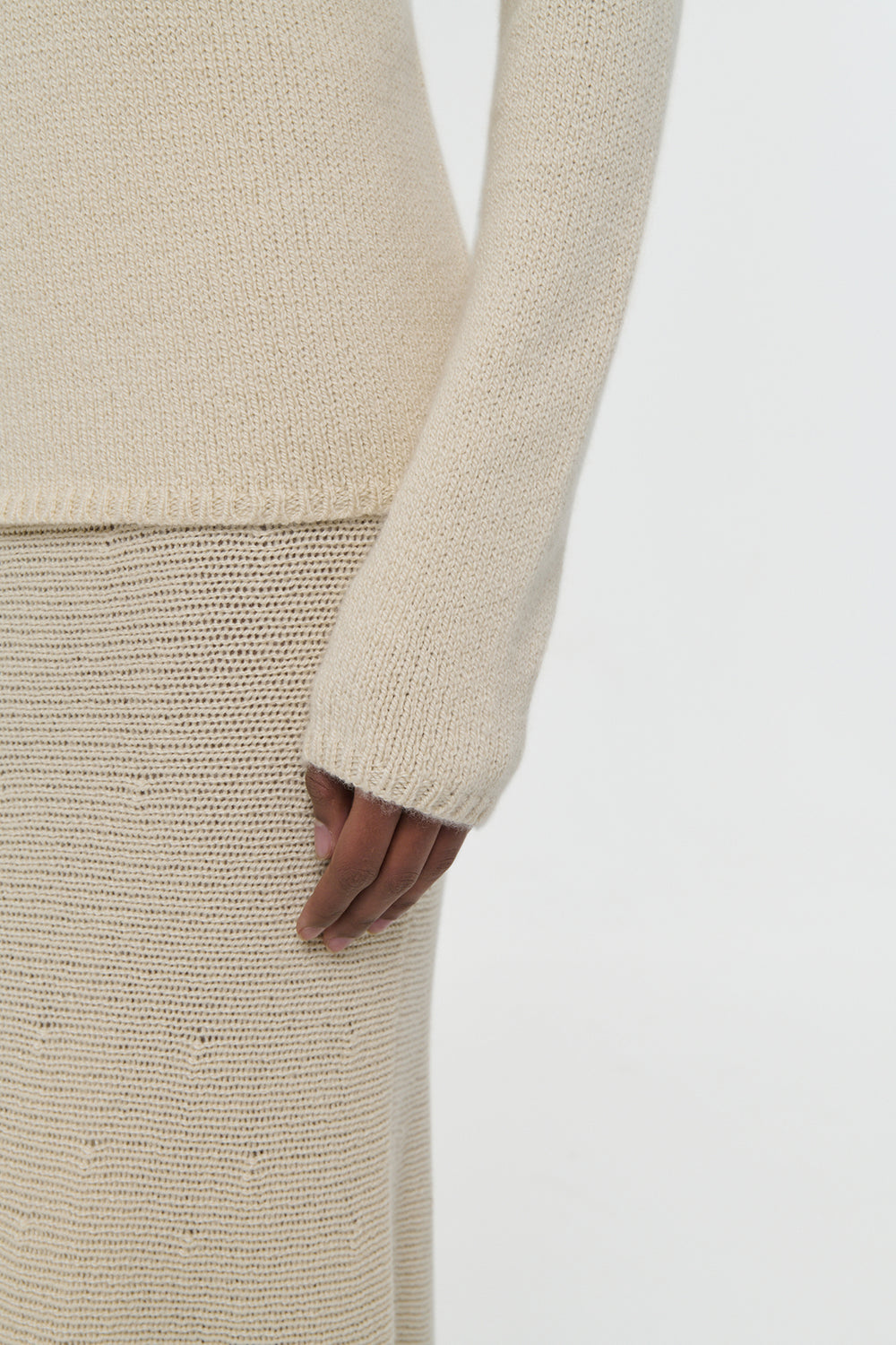 Titus Knit Sweater in Off White Cashmere