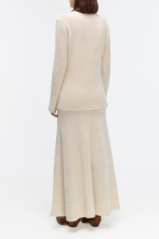 Ward Knit V-Neck Sweater in Ivory Silk
