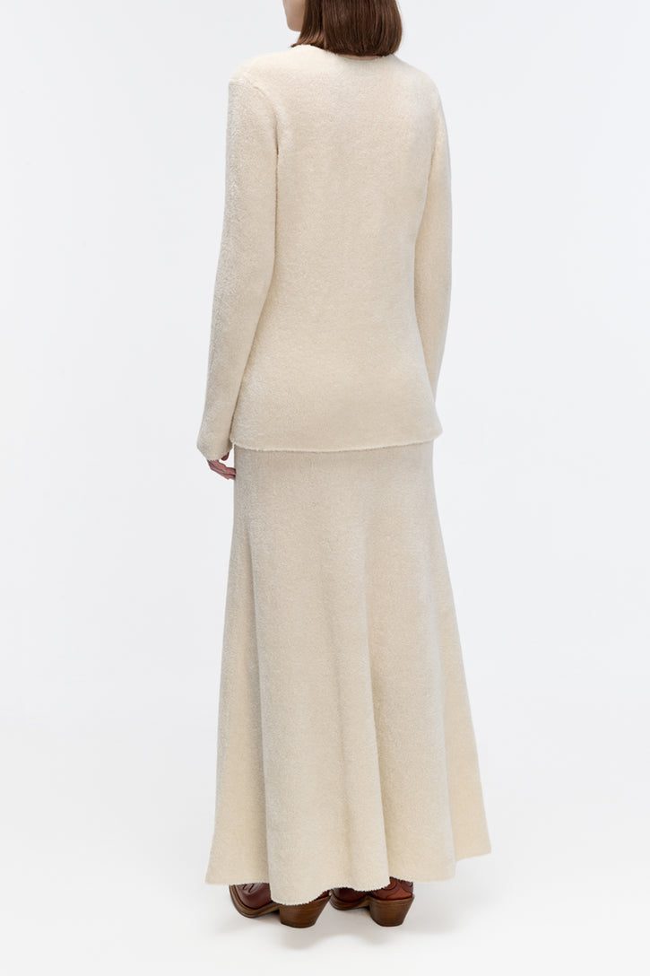 Ward Knit V-Neck Sweater in Ivory Silk