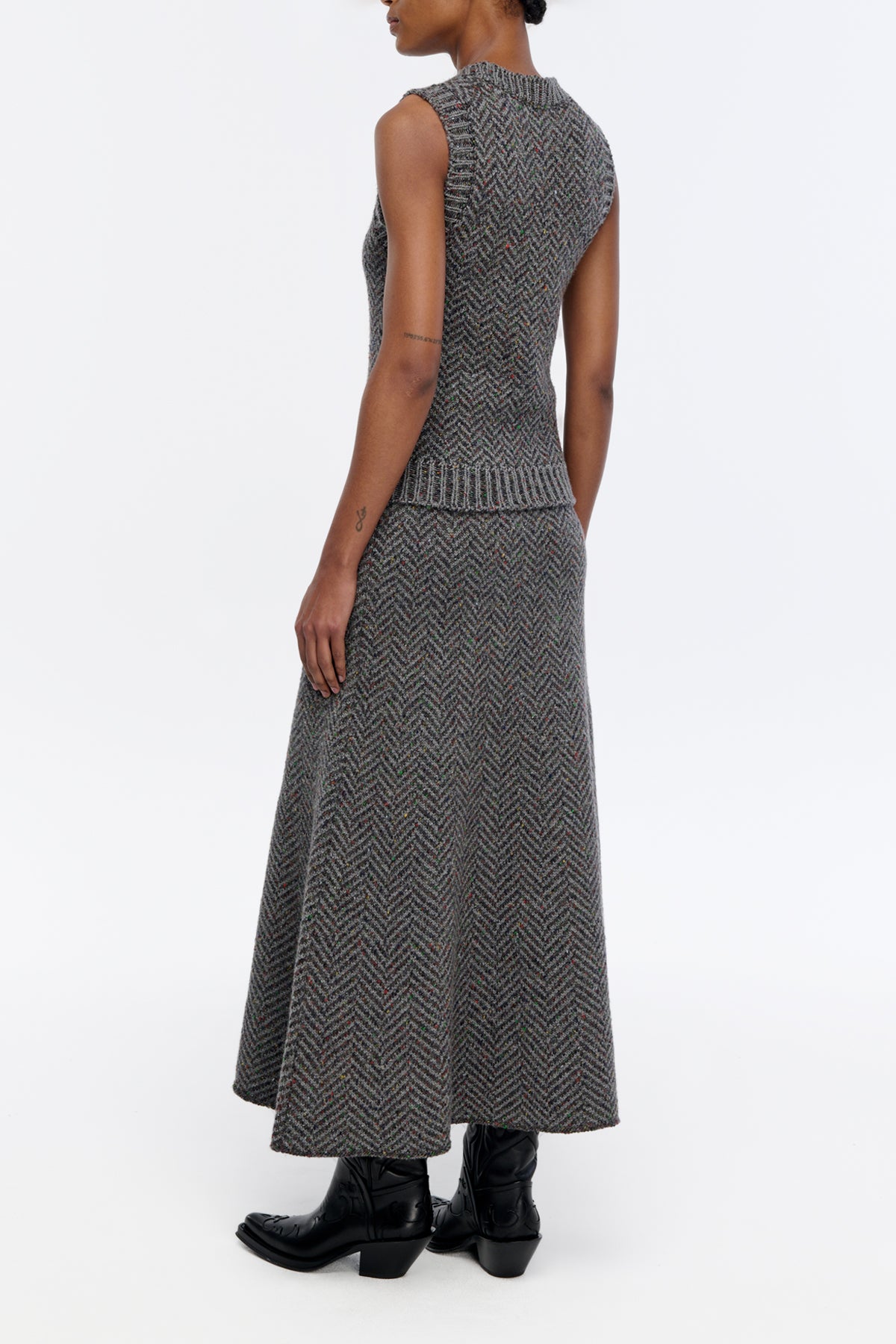 Cresset Vest in Charcoal Multi Cashmere