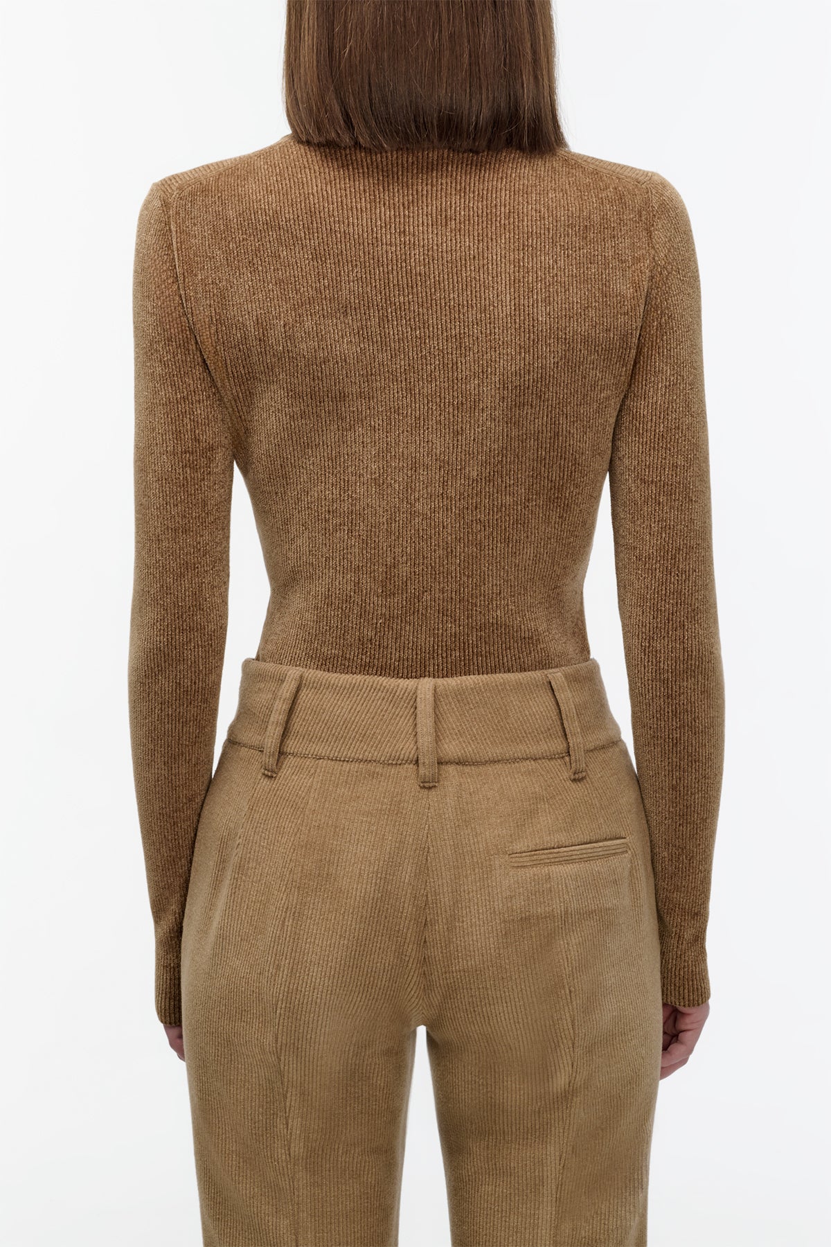 Regent Knit Crewneck Sweater in Camel Silk
