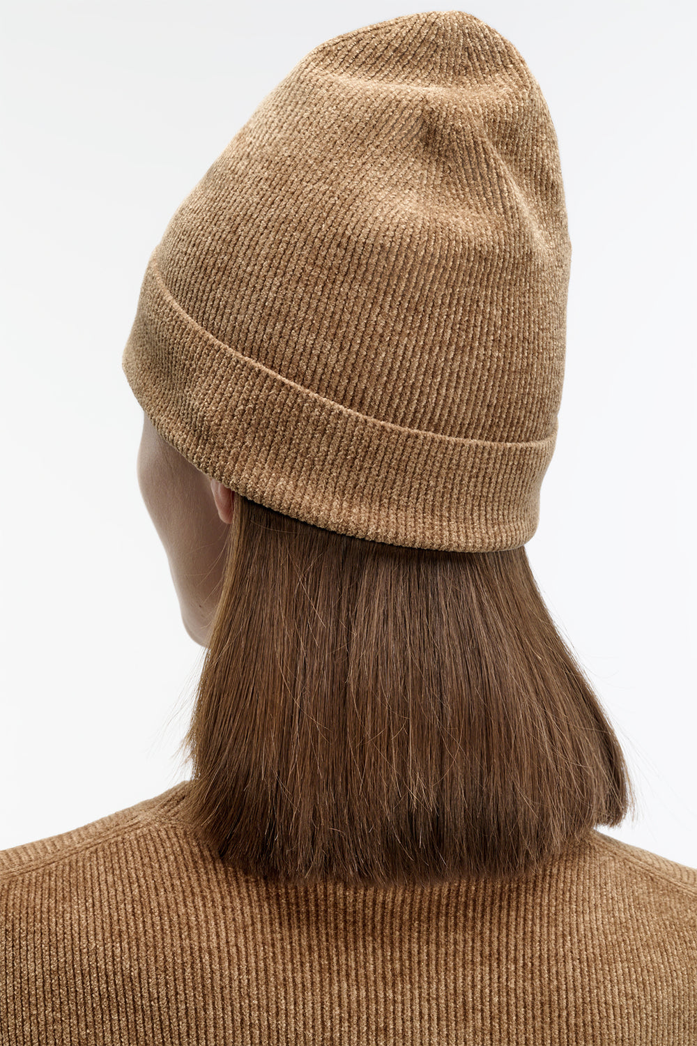 Spire Knit Beanie in Camel Silk