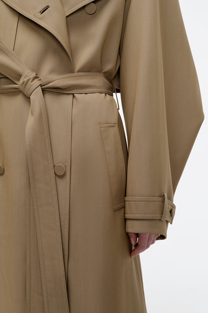 Tellus Trench Coat in Camel Cross-dyed Wool