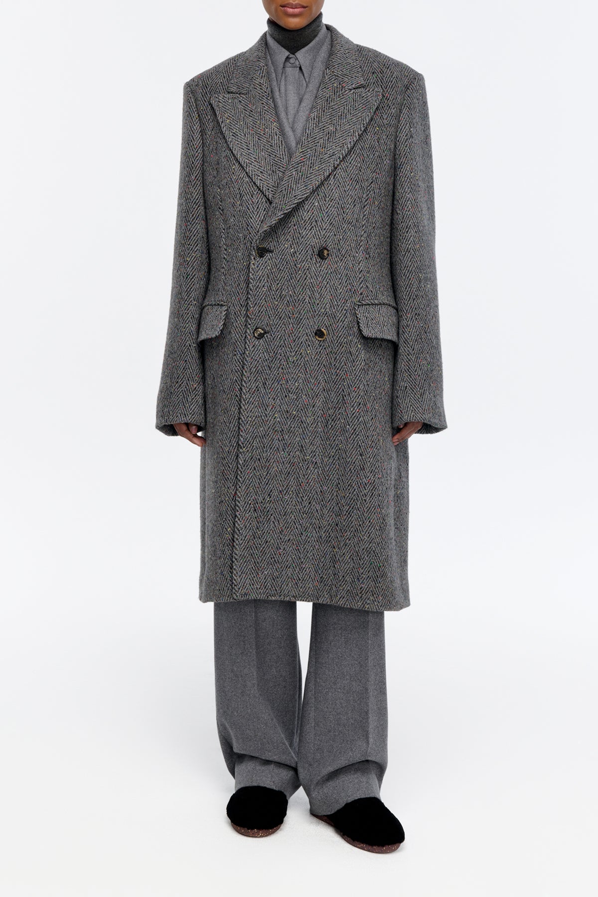 Mcaffrey Coat in Charcoal Multi Cashmere Wool Herringbone