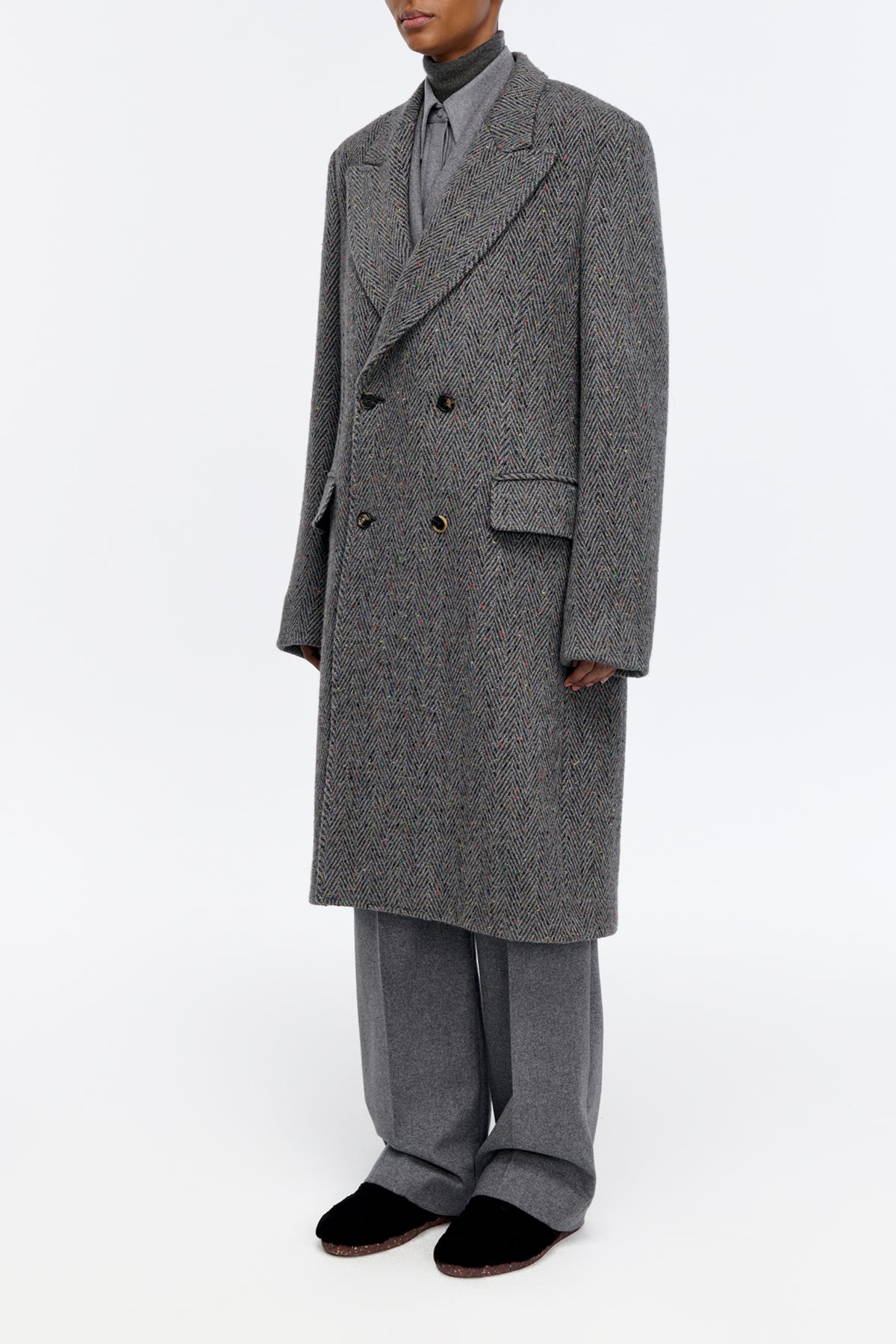 Mcaffrey Coat in Charcoal Multi Cashmere Wool Herringbone
