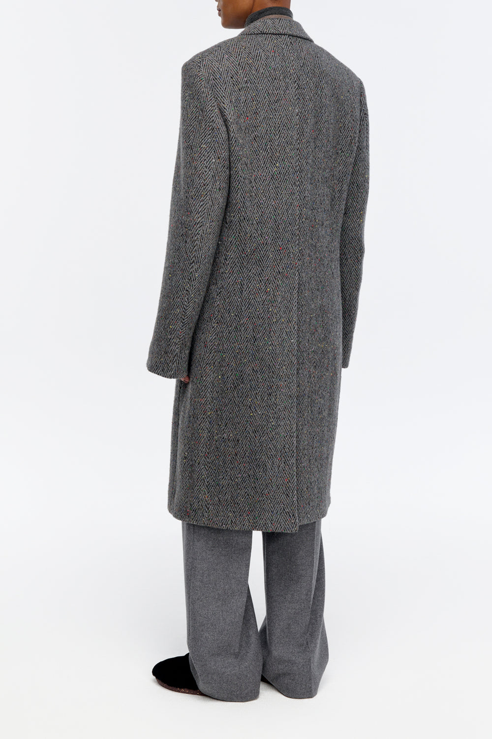 Mcaffrey Coat in Charcoal Cashmere Wool Herringbone