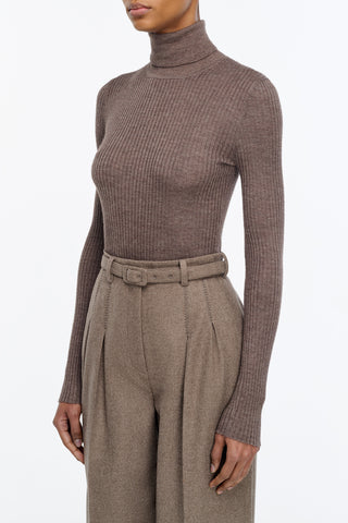 Peppe Knit Turtleneck in Walnut Cashmere Silk